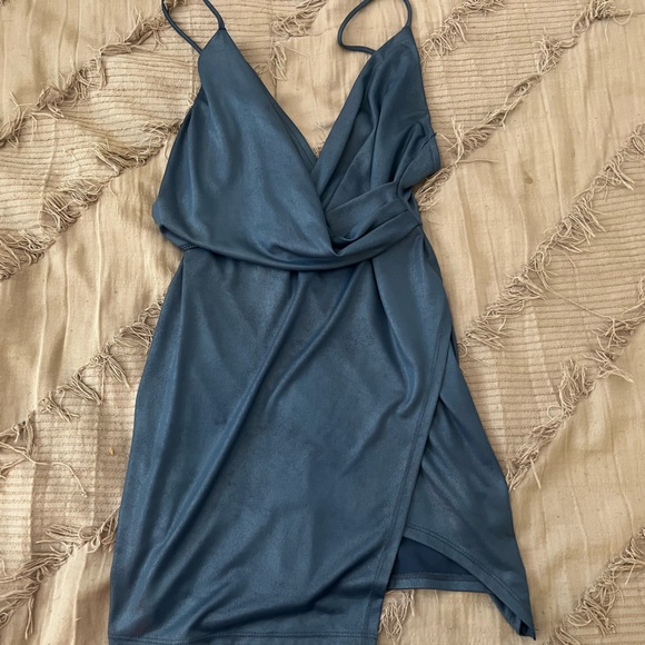 Blue Blush Dress - Picture 1 of 3
